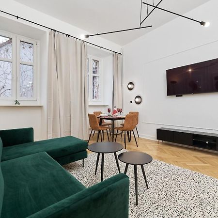 The Market Square Siedmiu Elektorow Apartment By Noclegi Renters ヴロツワフ エクステリア 写真