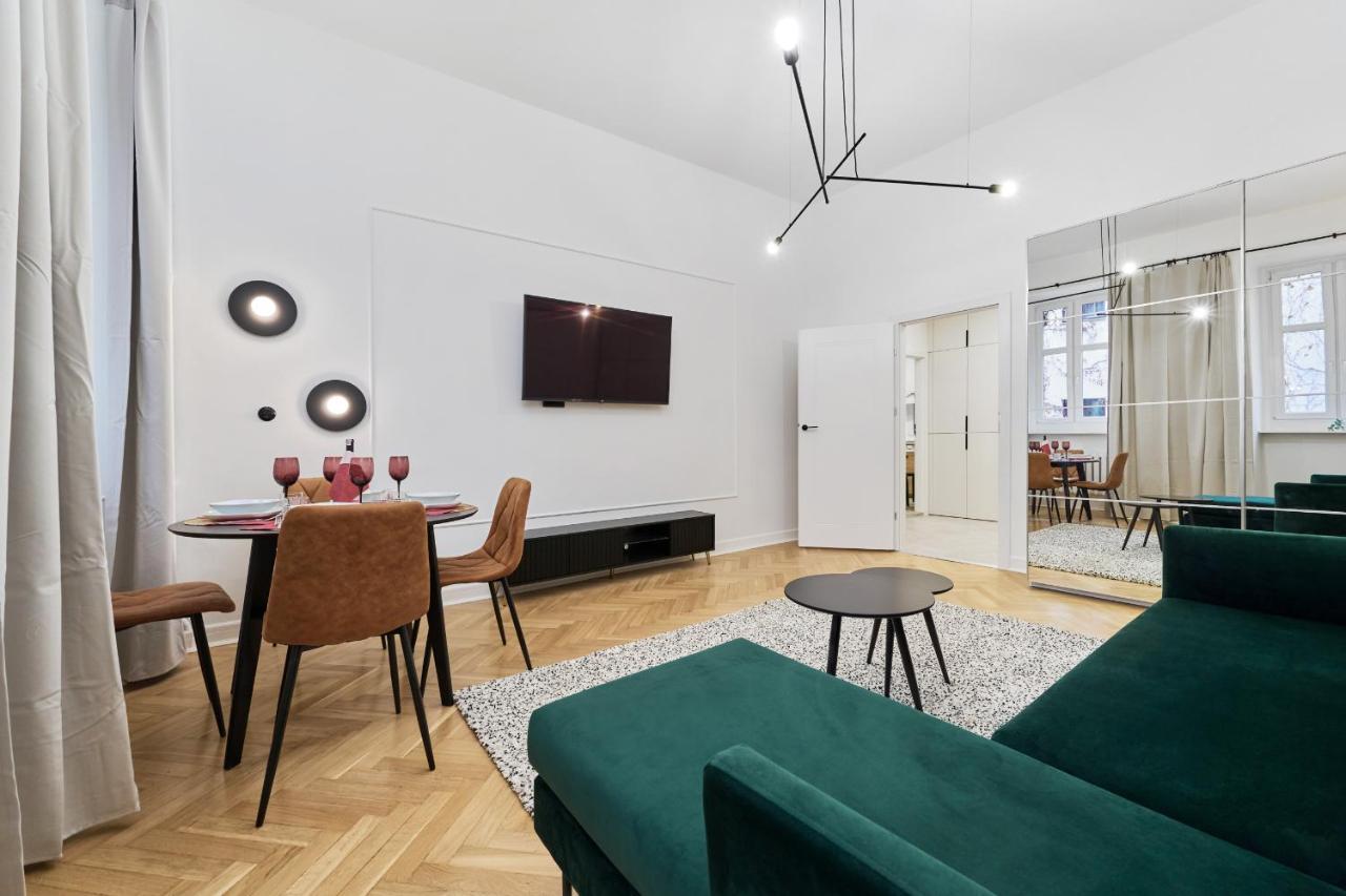 The Market Square Siedmiu Elektorow Apartment By Noclegi Renters ヴロツワフ エクステリア 写真